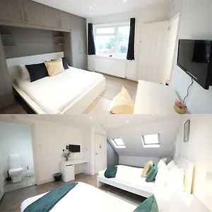 Grand Airport Ensuites Quarto em Acomodações Particulares Harmondsworth